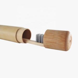 Hochwertige, Ultraweiche Bambuszahnbürste mit Bambusholzetui - Product Image 2