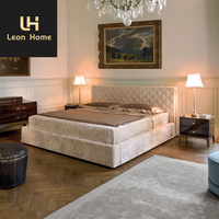 Ensemble de meubles de chambre à coucher en velours italien de luxe, lit double en velours/tissu/cuir, lit king size, lit de villa
