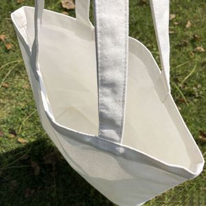 Sac fourre-tout en toile blanche personnalisé de grande taille, 100% coton, avec poche et fermeture éclair pour des courses pratiques - Product Image 2