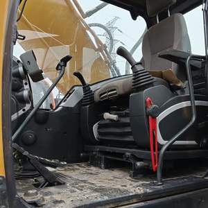 Excavatrice sur chenilles Hyundai 305LC-9T d'occasion fiable pour les fermes avec composants principaux Pompe et moteur Modèle 2022 Garantie d'un an - Product Image 5