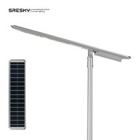 Lampe solaire extérieure Sresky 8000lm 6000lm avec panneau solaire et batterie, lampe solaire extérieure