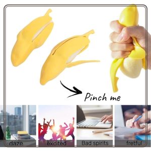 Banana Squeeze Prop Fake Banana Stretchy Fidget <b>Tool</b> Novelty Stress Relief <b>Toy</b> For Kids And Adults TPE Material Unisex - Product Image 3