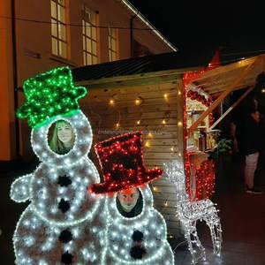 Luces LED de exterior con forma de Papá Noel, IP65, color personalizable, fácil instalación, iluminación navideña para plazas - Product Image 1