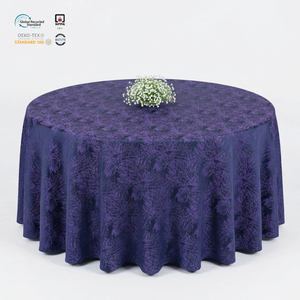 Mantel Jacquard Impermeable y Ecológico de 8 pies, Resistente a las Manchas, en Color Dorado, de Tela de Poliéster, Personalizable para Hoteles, Banquetes y Catering - Product Image 1
