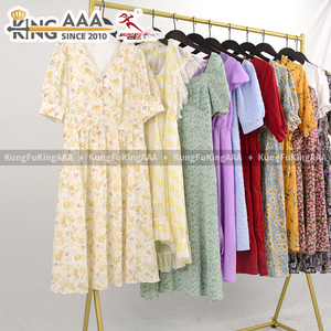 KungFu KingAAA <span class=keywords><strong>Abbigliamento</strong></span> Estivo all'Ingrosso, Vestiti Casual <span class=keywords><strong>a</strong></span> Maniche Corte, Abiti in Cotone Usati, <span class=keywords><strong>Stock</strong></span> di <span class=keywords><strong>Abbigliamento</strong></span> in Balle - Product Image 6