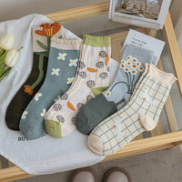 Rétro Fille Fleur Casual Chaussettes Loisirs Coton Femmes Chaussettes Littérature et Art Moyen Tube Chaussettes