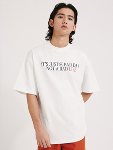 T-shirt pour homme en coton 100% lourd, à col rond surdimensionné, avec logo personnalisé imprimé en sérigraphie, couleur unie, poids lourd - Product Image 5