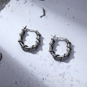 Pendientes de Clip de Acero Inoxidable en Forma de O de 2.1cm, Joyería de Moda para Fiestas CF093 - Product Image 4