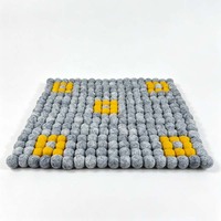 Coussin de siège en feutre de laine importé fait main, respirant, résistant aux bactéries, absorbant l'humidité, hygiénique, en gros