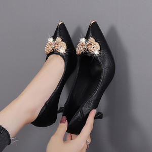 Chaussures habillées de luxe à boucle tendance, talons fins de 5 à 7 cm, à enfiler, doublure en PU, pour femmes grandes tailles – Grande Vente - Product Image 4