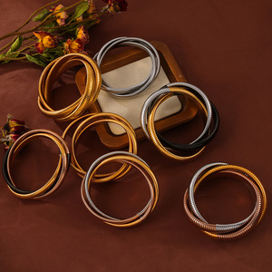 Pulsera elástica <span class=keywords><strong>de</strong></span> cadenas <span class=keywords><strong>de</strong></span> serpiente gruesas a la moda, pulsera apilable chapada en <span class=keywords><strong>oro</strong></span> <span class=keywords><strong>de</strong></span> acero inoxidable, brazalete Triple elástico entrelazado - Product Image 4