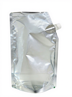 Pochette souple transparente personnalisée en CPP/PE avec bec verseur pour emballage sécurisé de liquides (eau minérale, boissons énergisantes, jus) – Impression offset à faible coût