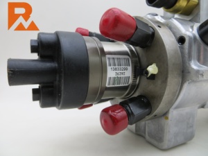 Pompe à injection de carburant DE2435-5959 DE2435-6323 RE-518086 RE-518167 RE-568071 pour moteur 4045H 4.5L Série 300 - Product Image 6