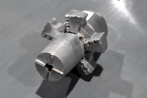 Broca Piloto PDC para Perforación de Petróleo y Gas - Herramienta de Dirección de Alta Precisión para Pozos - Product Image 2