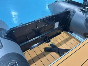 เรืออลูมิเนียมพื้นพีวีซี<span class=keywords><strong>สี</strong></span>เทาเข้ม Reachsea พร้อมพื้น EVA ขนาด 3.8 เมตร สำหรับ 6 คน พร้อมท้ายเรือสำหรับตกปลา - Product Image 6