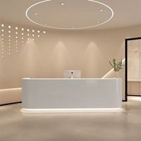 Comptoir de réception incurvé moderne avec éclairage LED, table d'accueil contemporaine pour salon de beauté, bureau, hall d'hôtel