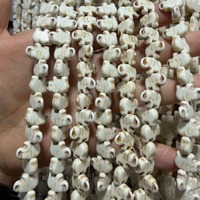 Perles en pierre howlite blanches et turquoise en forme de petits animaux mignons (girafe, tortue, chien, ours, poisson, éléphant) pour la fabrication de bijoux DIY