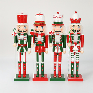 Décorations de Noël en bois en gros, série de bonbons rouges <span class=keywords><strong>et</strong></span> verts, <span class=keywords><strong>casse</strong></span>-noisettes de 38 cm, cadeaux, décorations de Noël, <span class=keywords><strong>casse</strong></span>-noisettes en bois - Product Image 1