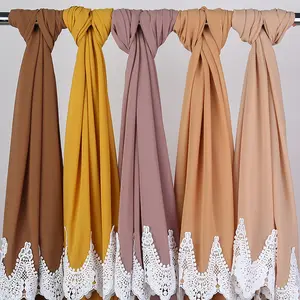 Hijab en mousseline de soie avec bord en dentelle blanche, 1 pièce, écharpe hijab unie en mousseline de soie, châles et enveloppes pour femmes musulmanes, nouveau style