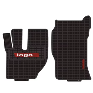Vente en gros de tapis en caoutchouc pour intérieurs automobiles Tapis de sol de style sportif pour Mercedes Volkswagen Fournitures de <span class=keywords><strong>camion</strong></span> <span class=keywords><strong>Équipement</strong></span> d'origine - Product Image 3