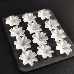 F21 10mm Flor de cuarzo esmerilado de siete pétalos hecha a mano - Product Image 4