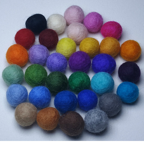Manufacturer Wholesale China 2cm Wool Balls Earrings Hair Accessories Pendants Jewelry Accessories Wool Felt Colorful Storage