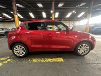 Ventes aux enchères de voitures Suzuki-Swift 2024 2025 d'occasion en excellent état, automatiques, conduite à gauche, sièges en cuir, faible kilométrage, en parfait état de marche