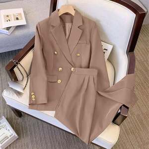 <span class=keywords><strong>Traje</strong></span> <span class=keywords><strong>Ejecutivo</strong></span> <span class=keywords><strong>Formal</strong></span> de Negocios <span class=keywords><strong>para</strong></span> Mujer a Medida - Blazer Cruzado y Pantalones - Product Image 4