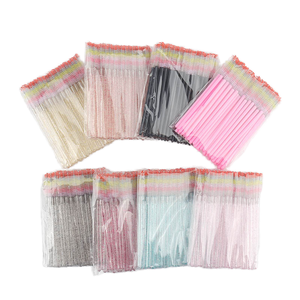 แปรงมาสคาร่าแบบใช้แล้วทิ้ง ยี่ห้อ Private Label รุ่น Rainbow Lash Spoolie แบบพกพา - Product Image 1