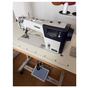 Nuova Macchina da Cucire Industriale Brother 7300B a Punto Annodato con Azionamento Diretto a Ago Singolo - Product Image 1