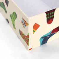 Boîte cadeau en carton avec couvercle et base imprimés en forme personnalisée d'usine pour chaussettes avec votre propre logo