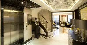 ベストセラー価格新スタイルスクエア小型ホームリフトキャビン建設階段住宅用乗客用ホームユースカプセルエレベーター
