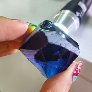 200 g/lote Topacio Londres azul oscuro #48 Color sin cortar nanosital materia prima sintética Nano piedra preciosa Piedra en bruto - Product Image 3