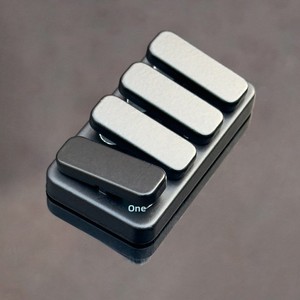 Juguete de descompresión EDC, balancín metálico, llaves, moneda <span class=keywords><strong>Papa</strong></span>, artefacto de agarre para la punta de los dedos, empujador de tecnología negra, para mayores de 18 años, Xc 52251562 - Product Image 1