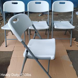 Chaises pliantes en plastique HDPE blanc, robustes, pour événements extérieurs, fêtes, jardins, capacité <span class=keywords><strong>de</strong></span> charge <span class=keywords><strong>de</strong></span> 650 lb, vente en gros - Product Image 1
