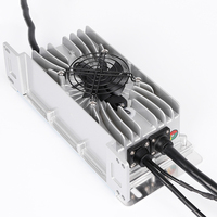 Chargeur de batterie au lithium intégré pour véhicule électrique 12V-72V 15A-30A, étanche IP67, certifié CE, portable