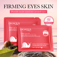 BIOAQUA Patchs Contour des Yeux Hydratants et Raffermissants à la Bave d'Escargot, Curcuma, Acide Hyaluronique, Nicotinamide, Vitamine C, Rétinol, Collagène – Soin Hydratant