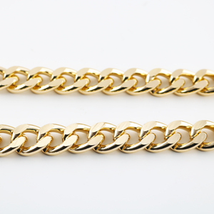 Rantai Pakaian Pria dan Wanita dari Paduan Kasar Berlapis Emas dari Cuban Shoe Chain - Product Image 4