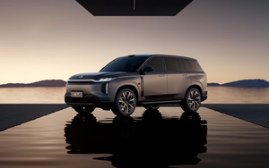 Gac Trumpchi S7 PHEV 2025, SUV Grande da 160 CV, Versione Ibrida Plug-In con Trazione Integrale e Autonomia di 205 km - Product Image 2