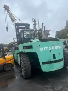 Montacargas Mitsubishi FD30 de 3 toneladas, usado, de carga ligera y alta resistencia, origen Japón, maquinaria para trabajos en pequeños puertos. - Product Image 2