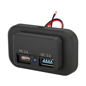 Chargeurs USB plats personnalisés pour voitures 12V 24V, prise de chargeur de voiture avec ports USB 3.0 et Type C 30W à charge rapide - Product Image 1