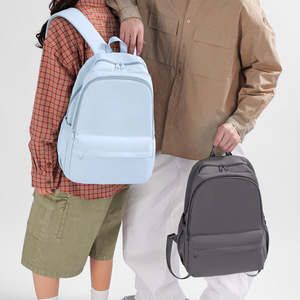 Nouveau style de sac à dos décontracté simple, couleur unie, polyvalent, léger, sac d'école pour étudiants, tendance pour hommes et femmes - Product Image 3