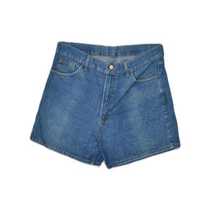 Shorts en jean pour femmes élégants et lavés avec un tissu extensible doux, écologiques et respirants pour les tenues décontractées - Product Image 1