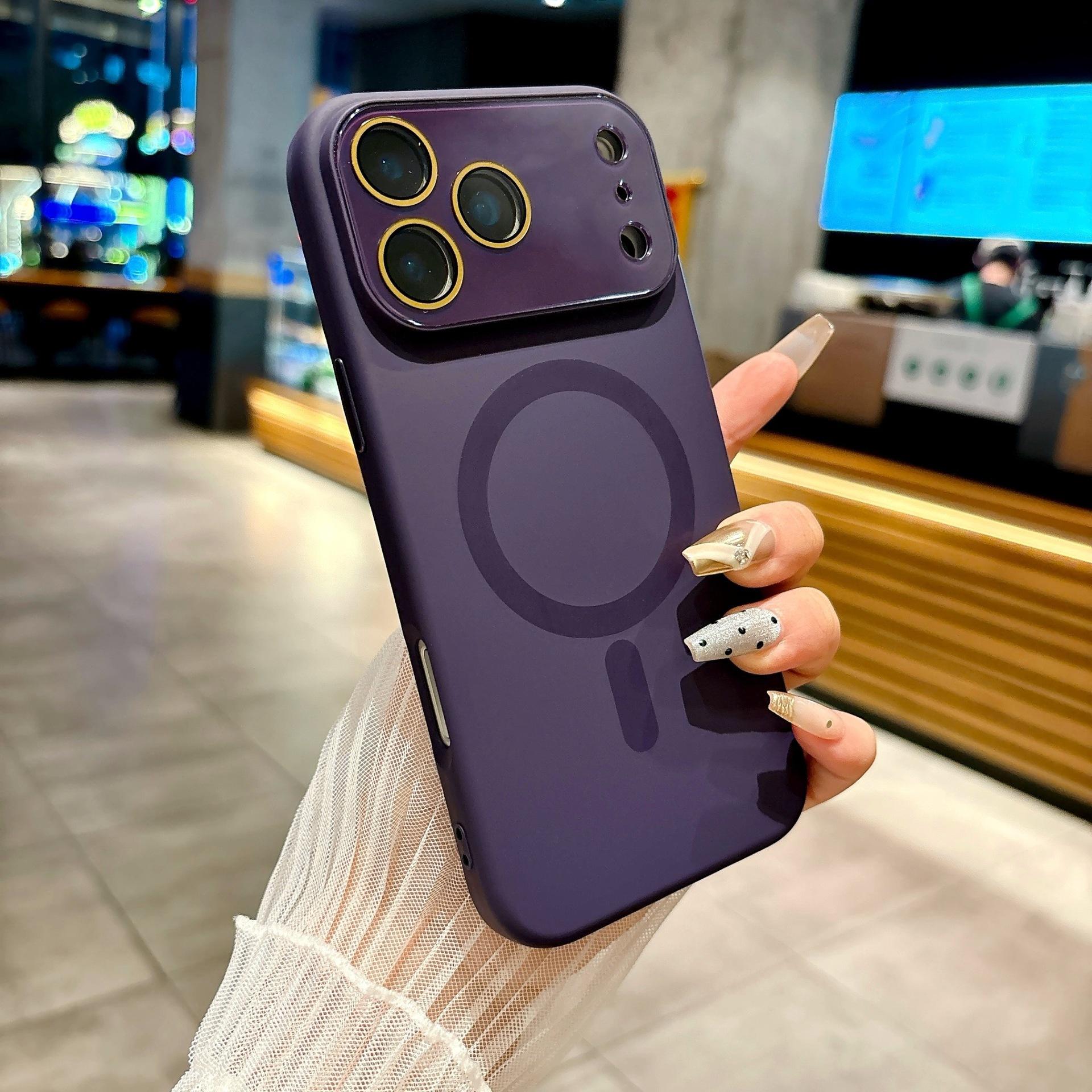 สีม่วงเข้ม