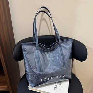 Borsa Minimalista Quadrata con Chiusura a Cerniera Sicura, Ideale per Trasportare Laptop, <span class=keywords><strong>Libri</strong></span> e Bottiglia d'Acqua in Movimento - Product Image 6