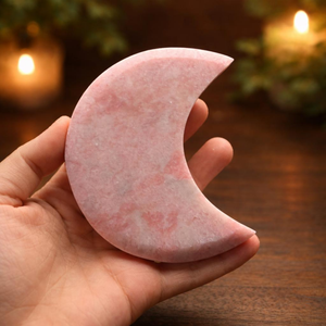 Cristal de Ópalo Rosa en Forma de Luna Creciente, Decoración de Piedra Suave Color Rubor, Cristal para el Chakra del Corazón, Decoración Espiritual para el Hogar y el Altar - Product Image 3