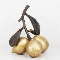 Sculpture en métal Citron en gros, Bronze foncé et Or, Faite à la main, Décoration de luxe moderne pour la maison et l'hôtel, Ornement d'art de table