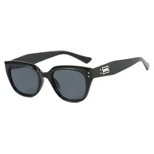 2024 Hot Sale Fashion punk Design Trendy Shape UV400 Unisex Small Frame Shades Cheap PC Sunglasses 2024