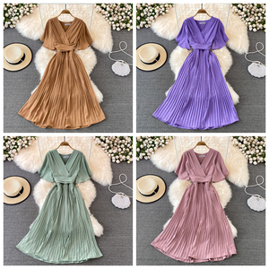 Vestido plisado de cuello redondo con corte en A, elegante y de lujo ligero, que estiliza la cintura, con <span class=keywords><strong>falda</strong></span> larga de gran vuelo, al por mayor. - Product Image 1