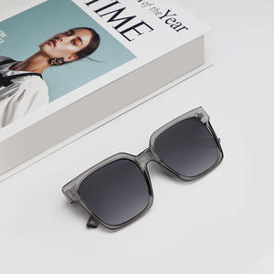 Nouvelles lunettes de soleil de style rétro surdimensionnées unisexe, monture PC noire, polarisées UV400, type 3 - Product Image 1